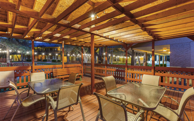 Best Western Pine Springs Inn