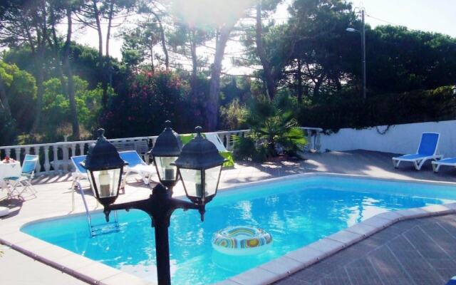 102918 - Villa in Colares