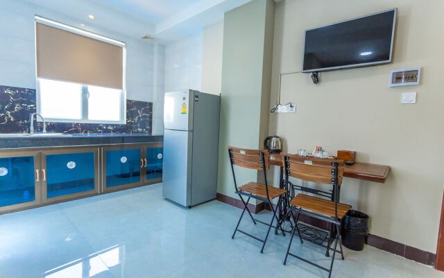 Botum Palace Hotel