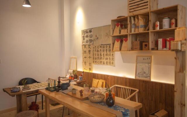 One Art Leisurely house