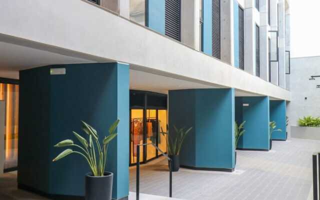 Awesome 2BR With Balcony in Miraflores