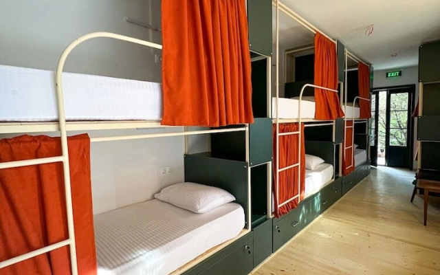 Guest House Nugzar