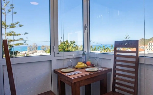Inviting Arokaria Apartment in Panormo