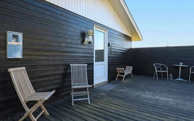 Peaceful Holiday Home in Storvorde near Sea