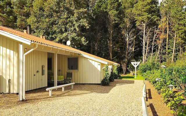 8 Person Holiday Home in Oksbol