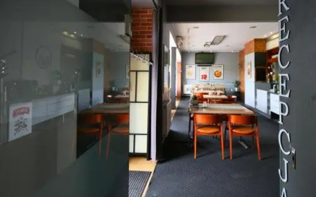 B & B. Mikunda