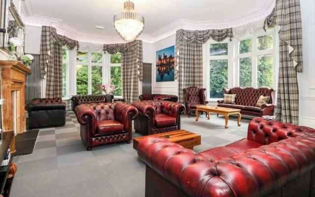 Plas Y Bryn Manor Hotel