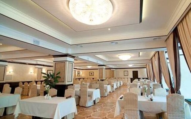 Hotel National