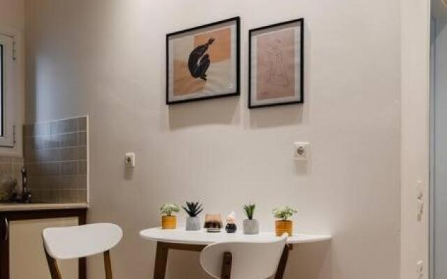 Alexandros Apartments