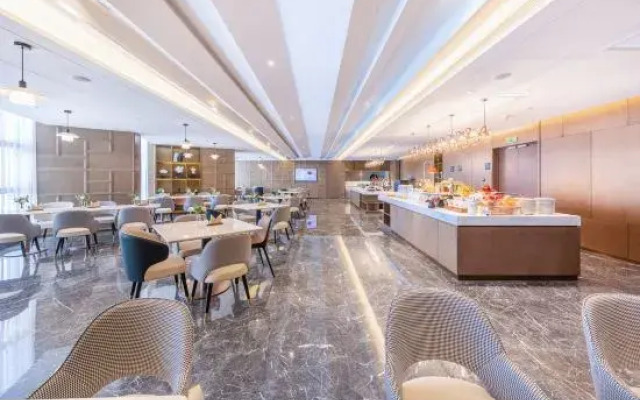 Atour Hotel Wuhan University of Technology Jiedaokou