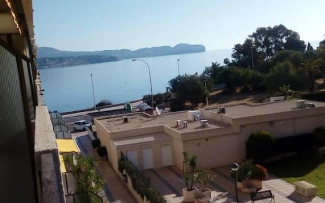 Apartment with 2 Bedrooms in Calpe, with Wonderful Sea View, Pool Access, Furnished Terrace - 1 Km From the Beach