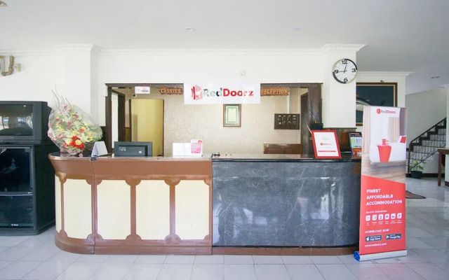 RedDoorz Plus near Pelabuhan Bitung