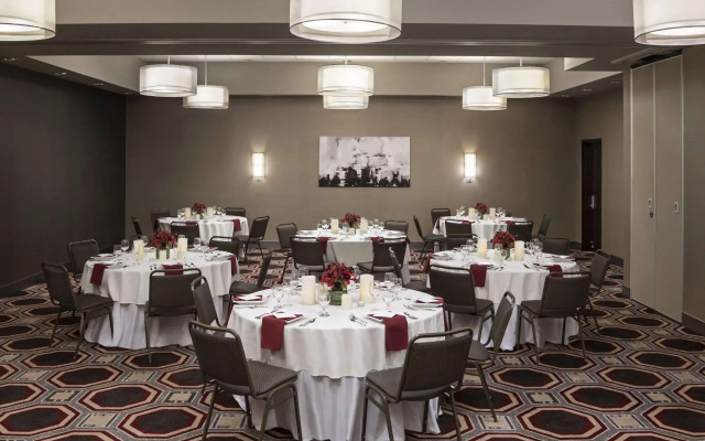 Cambria Hotel White Plains - Downtown