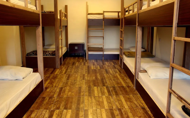 Shurooq Shams Hotel & Tours By Sunrise