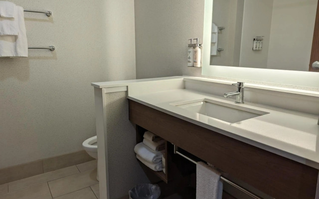 Holiday Inn Express Lexington East - Winchester by IHG