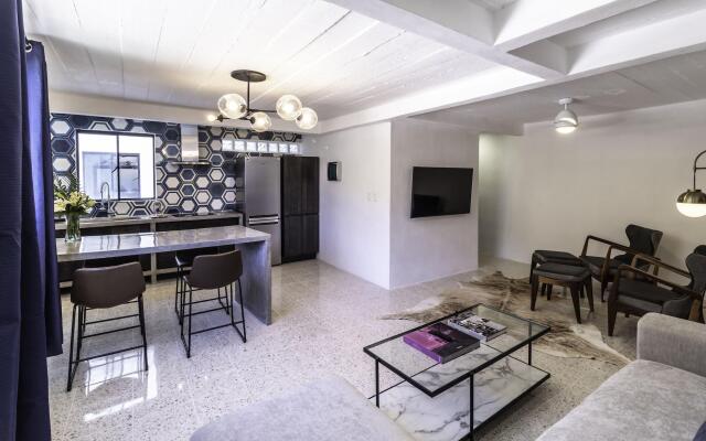Cuale Condo Retreats