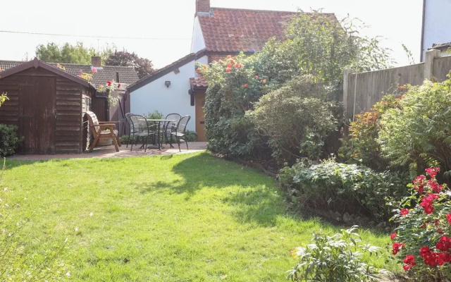 Hollyhedge Cottage