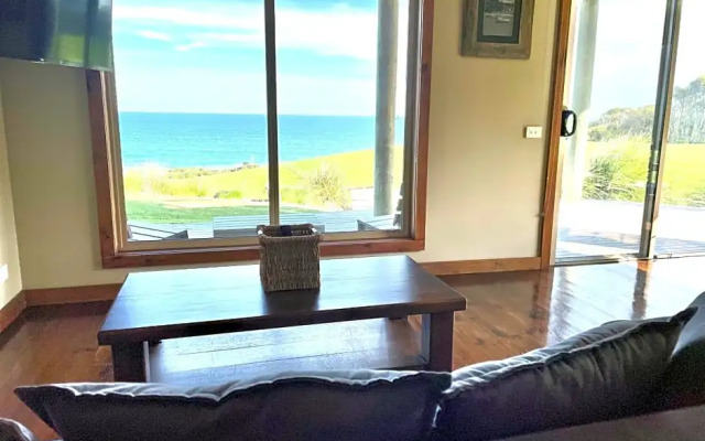 Castaways Apollo Bay