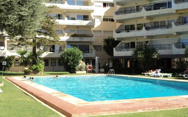 Parque Mourabel, Oasis Village, Pe do Lago