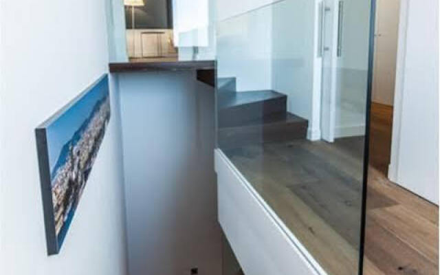 Izaka Apartments D377