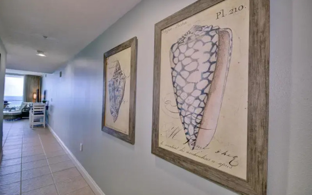 Palazzo Condo by Blue Sun
