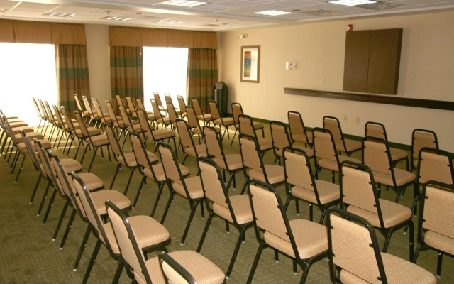 Hampton Inn & Suites Dayton-Airport