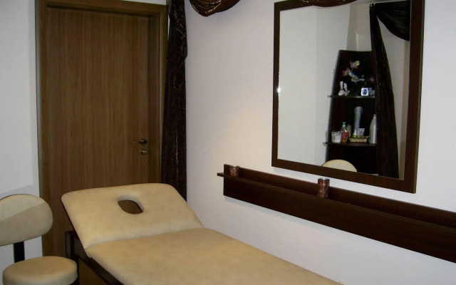 Relax Holiday Complex & Spa