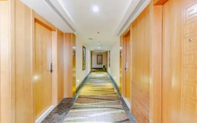 Fit Holiday Theme Hotel