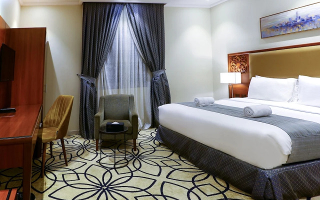Lotaz Hotel Suites Al Salamah