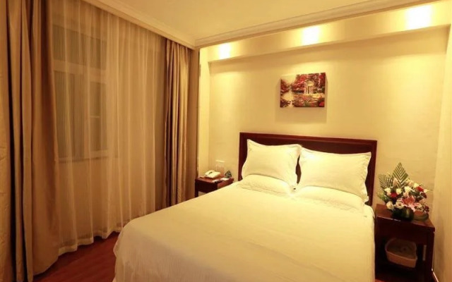 GreenTree Inn Hainan Sanya Chunyuan Seafood Square Express Hotel