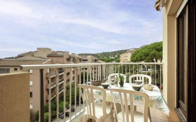 Les Pins Ensoleilles 35038