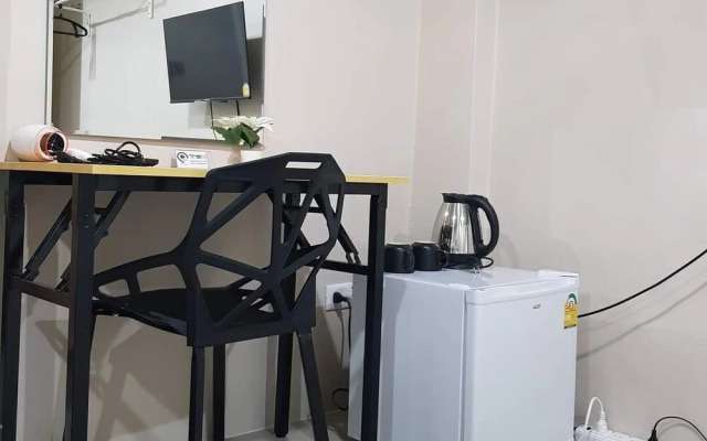 CHECKin Hostel at Donmuang Airport