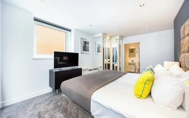 Koks Mews 2 Bed 2 Bath Apartment - ExCeL