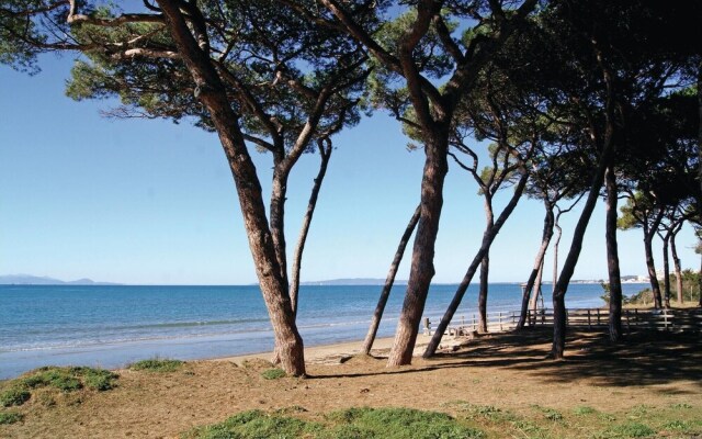 Beautiful Home in Massa Marittima GR With 4 Bedrooms and Wifi