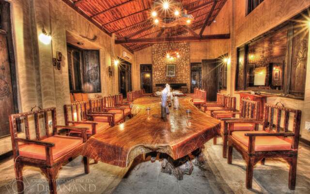 Pugdundee Safaris- Tree House Hideaway