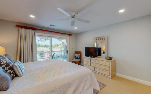 15 Promontory Ct