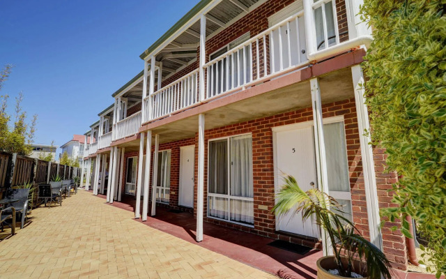The Jetty Resort