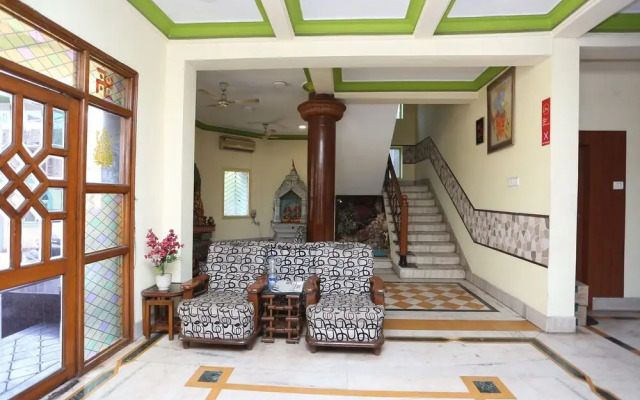 OYO 40479 Hotel Sree Residency