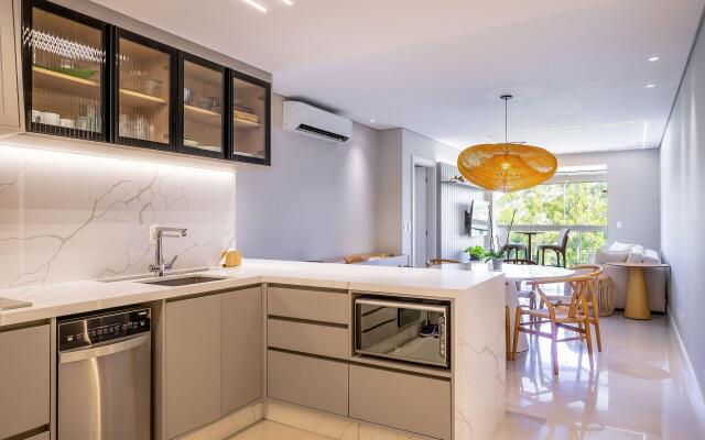 Apto Luxuoso c/churraq e vista lateral mar ABC0401