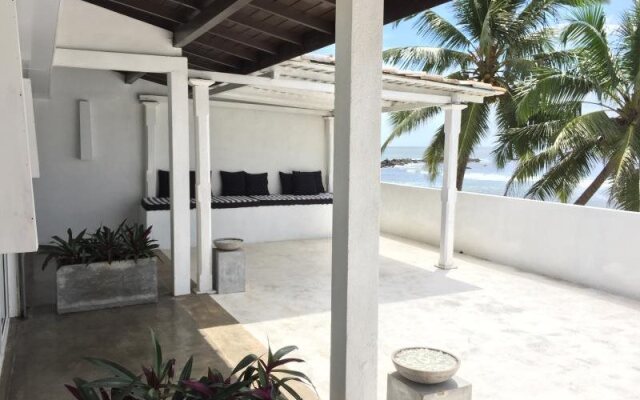 Galle Henna Beach House