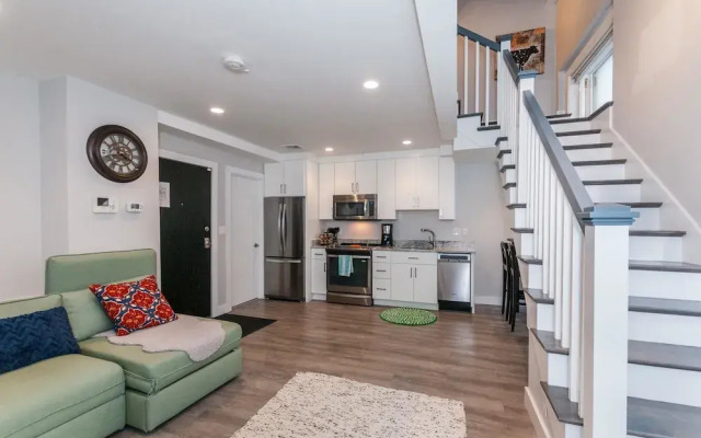 BOS007 2 Bedroom Apartment By Senstay