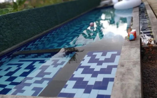HoneyBee Huts – Pool – Lembongan Island