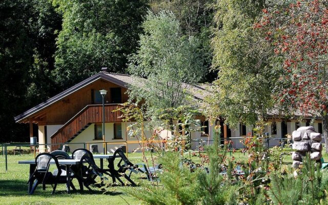 Chalet Presanella - Campsite