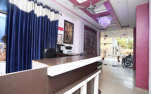 OYO 14983 Gawala Ashram