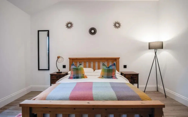 The Shed - 1 Bedroom - Cosheston