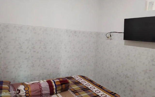 OYO 91233 Bismo 85 Family Syariah