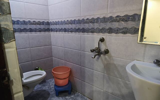 Hotel R S International