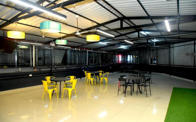 Hotel Aradhya Inn Deralakatte