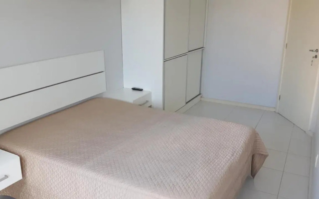 Apto Ingleses à 50mts da praia
