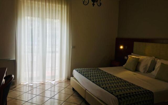 American Hotel